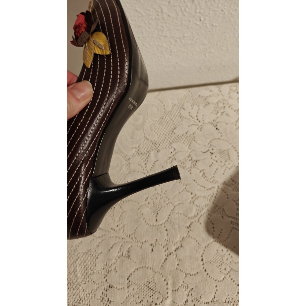 Two Lips Heels Pointy Toe 3D Floral Leather Upper 3.5" Heels Size 8.5 Y2k Vtg - Picture 15 of 15